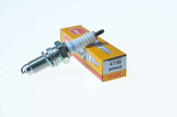 Свеча NGK DPR8Z 4730 Combat400
