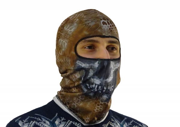 Подшлемник открыта только область для глаз с имитацией черепа