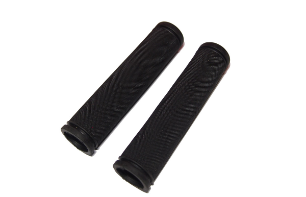 Грипсы 125 мм резина черные d22.2