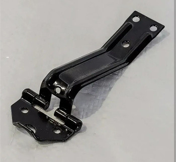 Кронштейн лючка бензобака Буран 110700370